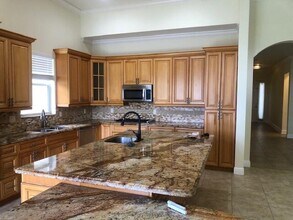 10712 Lake Wynds Ct in Boynton Beach, FL - Building Photo - Building Photo