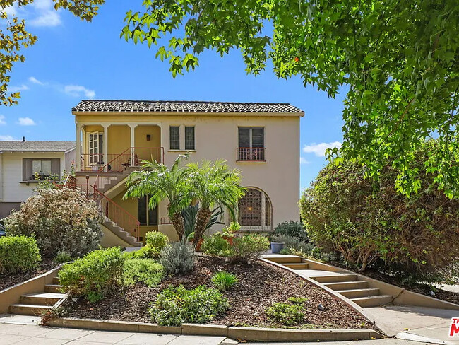 3038 Ingledale Ter, Unit 3038 Ingledale in Los Angeles, CA - Building Photo - Building Photo