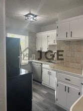 2154 NE 168th St in North Miami Beach, FL - Building Photo - Building Photo