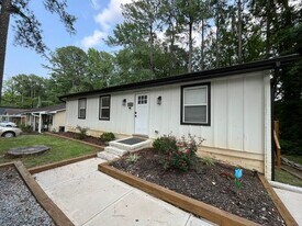 1116 E Geer St in Durham, NC - Building Photo