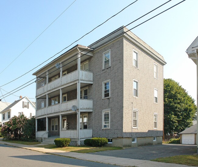 52 Williams St in Bristol, CT - Foto de edificio - Building Photo