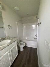 408 Hilburn Ln in Pensacola, FL - Building Photo - Building Photo