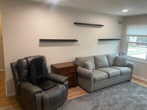 105 Newark Pompton Turnpike in Pequannock Township, NJ - Building Photo - Building Photo