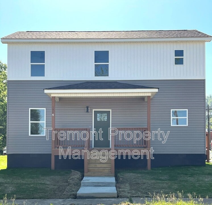 1922 S Watkins St in Chattanooga, TN - Building Photo