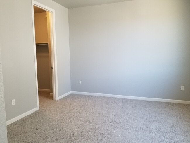 412 w 128th place in Denver, CO - Foto de edificio - Building Photo