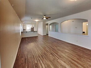 13210 Ambrosa Dr in Houston, TX - Building Photo - Building Photo