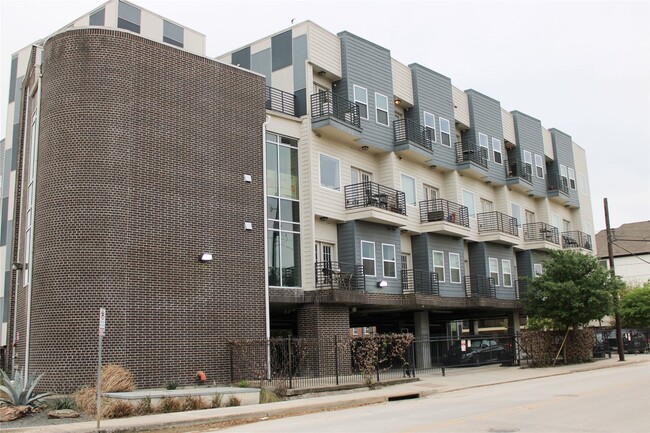 property at 1011 Studemont St