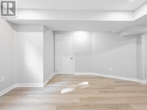 59 Bonnydon Crescent in Toronto, ON - Building Photo - Building Photo