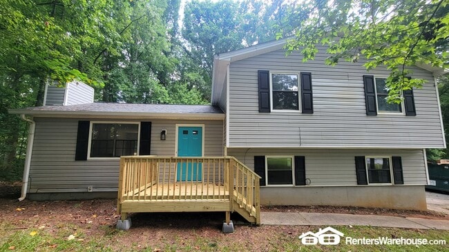 1909 Suwanee Valley Rd NW