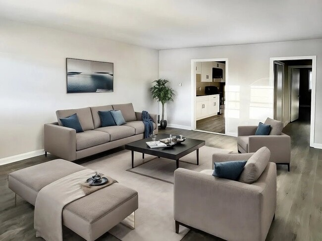 7901 Roosevelt Blvd, Unit B02