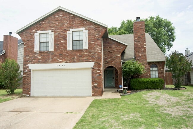 property at 7535 S Trenton Pl