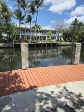 4050 NE 25th Ave in Lighthouse Point, FL - Building Photo - Building Photo