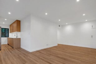 950 Havenhurst Dr in West Hollywood, CA - Building Photo