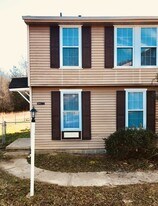 9477 Inaugural Dr in King George, VA - Building Photo