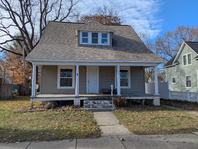 518 N Hanover St in Hastings, MI - Foto de edificio - Building Photo