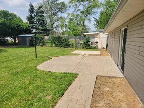 9546 Margo Ann Ln in St. Louis, MO - Building Photo - Building Photo