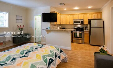 45 Sheridan Dr NE in Atlanta, GA - Foto de edificio - Building Photo