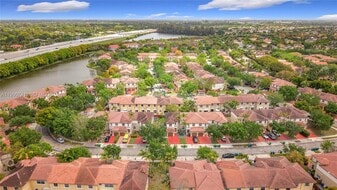 14097 SW 51st Ln in Miramar, FL - Building Photo