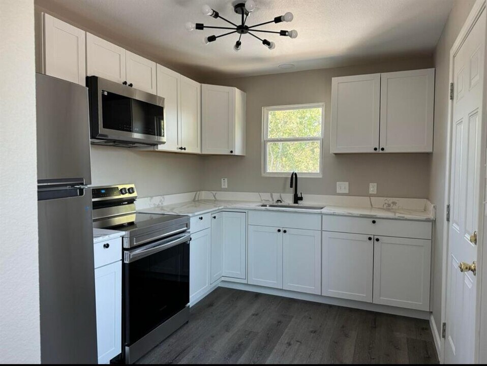 7301 Sherman St in Houston, TX - Building Photo