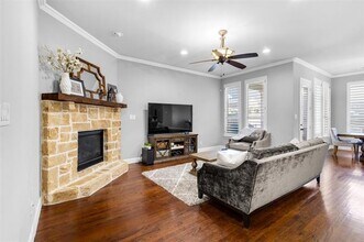 13648 Cobblestone Dr in Farmers Branch, TX - Building Photo - Building Photo