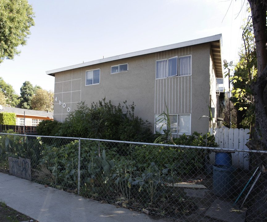 4600 Vineland Ave in North Hollywood, CA - Building Photo