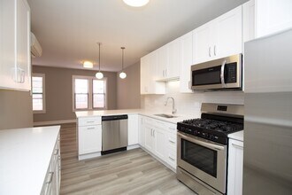 3938 N Janssen Ave, Unit N3 in Chicago, IL - Building Photo - Building Photo