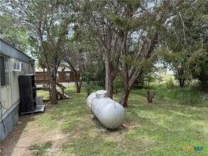 222 Six Pines Rd in San Marcos, TX - Building Photo - Building Photo