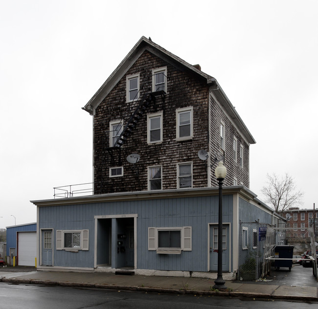 1870-1874 Purchase St in New Bedford, MA - Building Photo - Building Photo