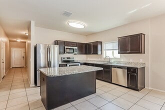 25444 W Darrel Dr in Buckeye, AZ - Building Photo - Building Photo