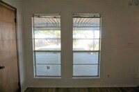 4110 Larchmont Pl photo'