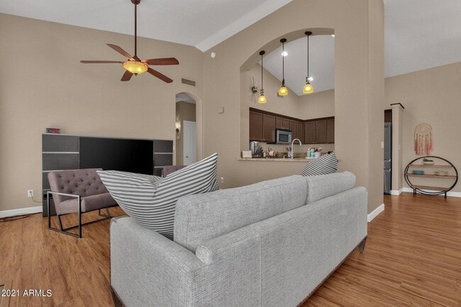 property at 1138 E Amberwood Dr