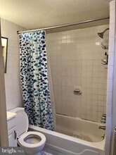 1220 Pine St in Philadelphia, PA - Building Photo - Building Photo