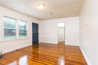 621 N Broadview Ave in Wichita, KS - Building Photo - Building Photo