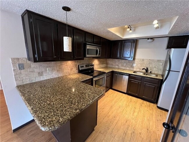 322 S 11th Pl in Rogers, AR - Building Photo - Building Photo