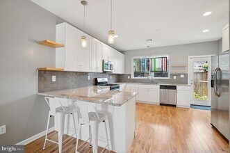 2142 E Arizona St in Philadelphia, PA - Building Photo - Building Photo