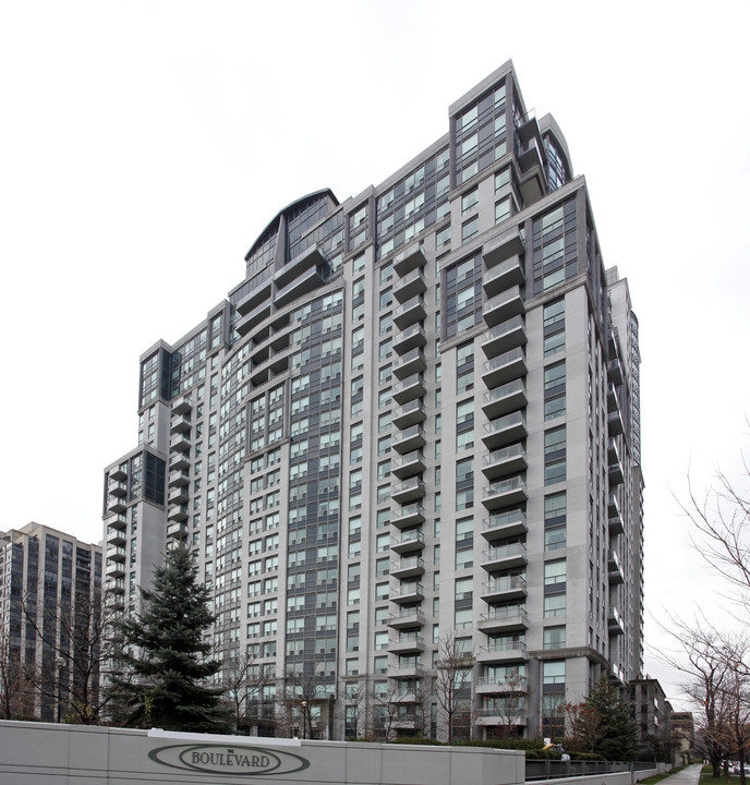 The Boulevard in Toronto, ON - Building Photo