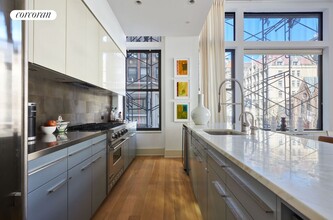 260 Park Ave S in New York, NY - Building Photo - Building Photo
