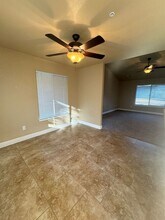 2891 Chaucer Way in Shasta Lake, CA - Building Photo - Building Photo