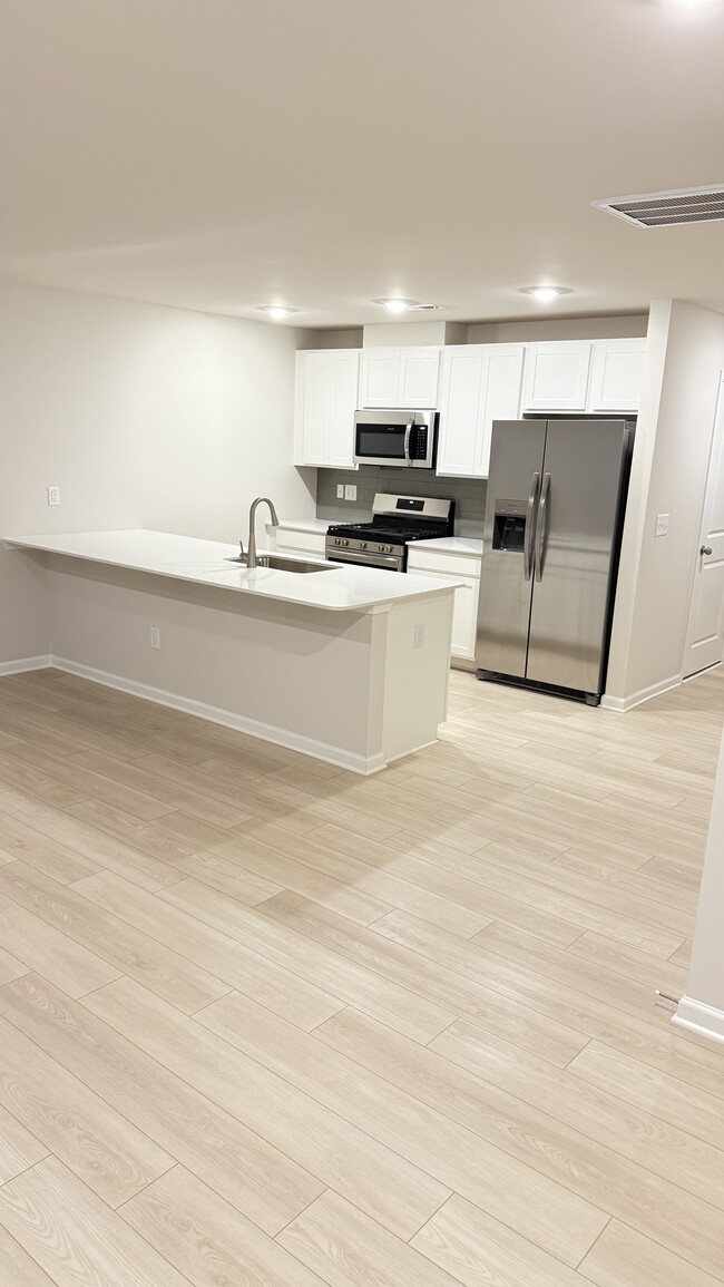 property at 729 Peyden Ln