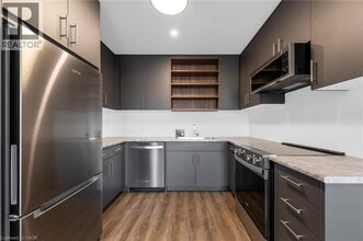 146 EVERETT Cmn in St Catharines, ON - Building Photo - Building Photo