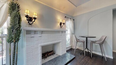 216 S Orange Dr in Los Angeles, CA - Building Photo - Building Photo