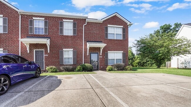4006 Clinton Ln in Spring Hill, TN - Building Photo - Building Photo