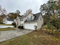 1042 Simon Park Cir in Lawrenceville, GA - Building Photo - Building Photo