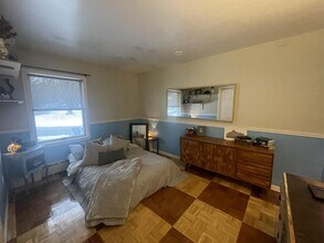 16 Bonticou View Dr, Unit Upstairs Apartment in New Paltz, NY - Foto de edificio - Building Photo