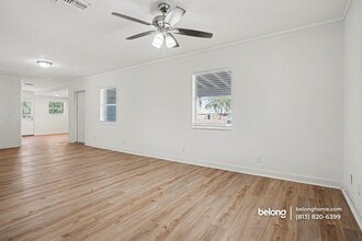 403 Virginia St in Frostproof, FL - Foto de edificio - Building Photo