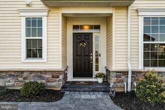 606 Margaret Ct in Bear, DE - Foto de edificio - Building Photo