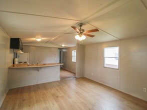 1810 Vales Mill Rd in Pulaski, TN - Building Photo - Building Photo