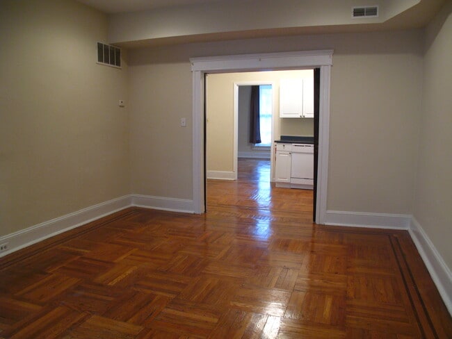 205 W 29th St, Unit 1