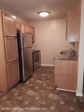 312 Newton Ave in Mountain Home, AR - Foto de edificio - Building Photo