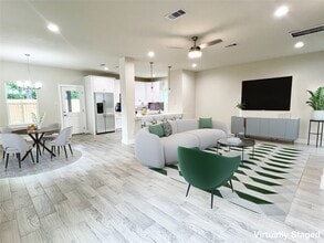 10516 Exeter St in Houston, TX - Building Photo - Building Photo